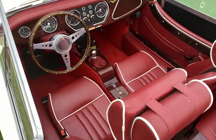 Morgan Plus 4 4 seater -4posti- pieno