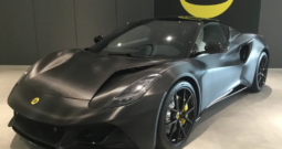 Lotus Emira i4 First Edition “Carbon look”