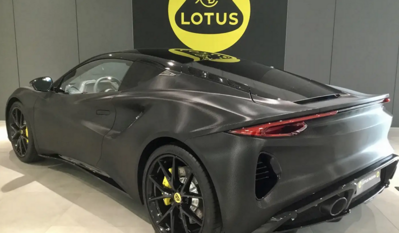 Lotus Emira i4 First Edition “Carbon look” pieno