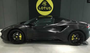 Lotus Emira i4 First Edition “Carbon look” pieno